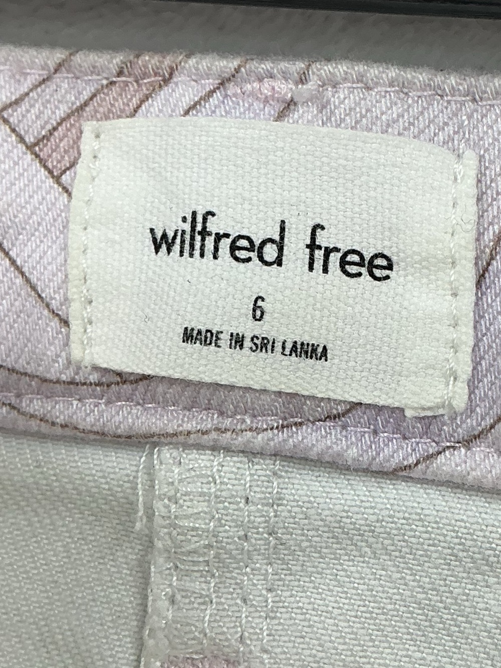 Wilfred Marble-Print Mini Skirt in White and Light purple 1079 - Picture 5 of 8
